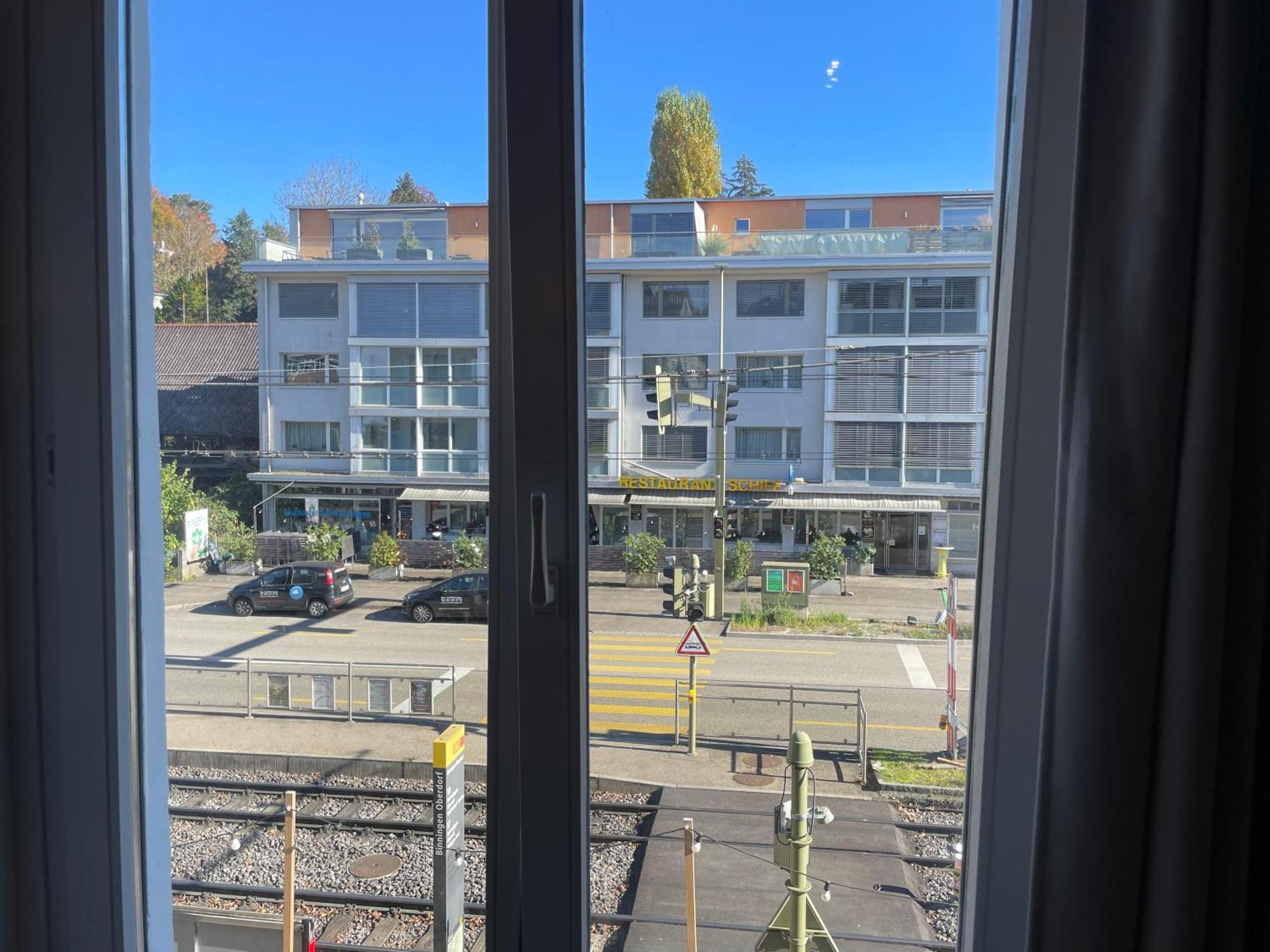 Bliss Basel Residence Binningen Bagian luar foto